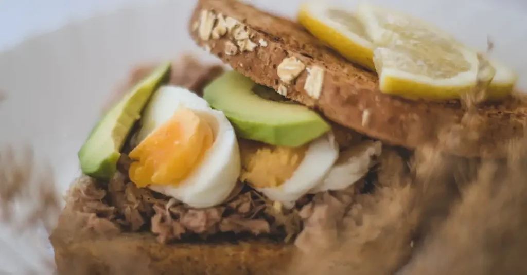 Avocado Tonijn Recept: Snel & Simpel | Smullen!