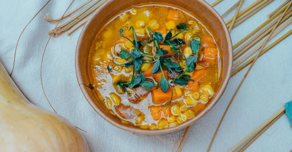 Groentesoep met balletjes & vermicelli | Heerlijk recept