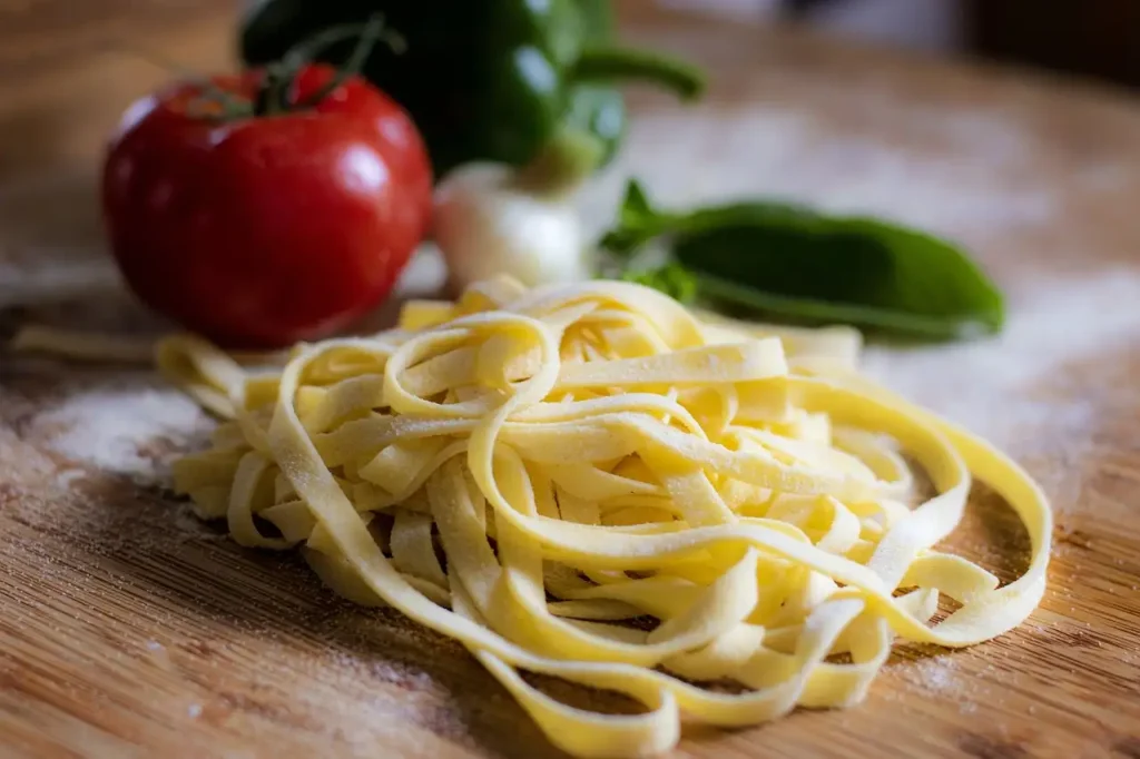 Koude pasta salade met tonijn: snel en makkelijk recept