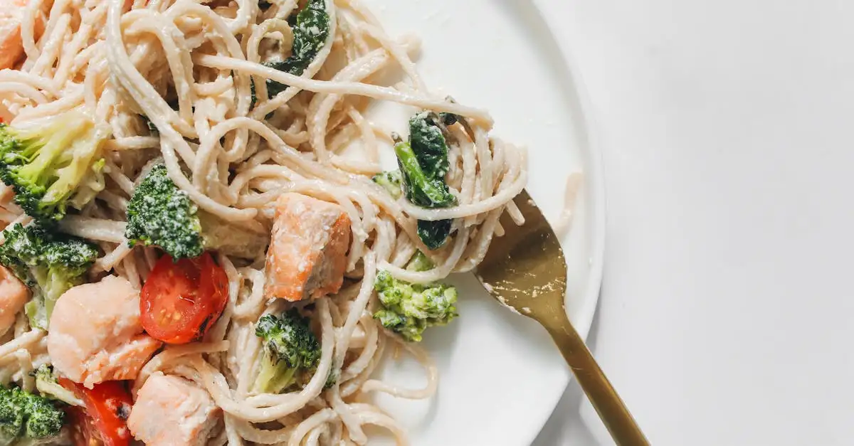 Pasta met zalm uit blik: snel & makkelijk recept