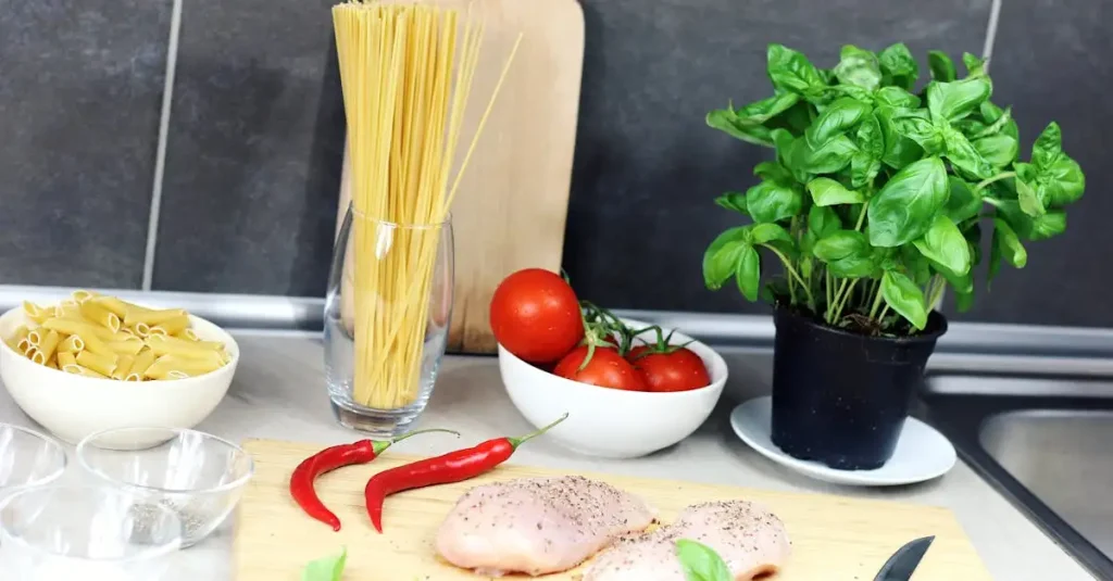 Recept: Griekse pasta met kip | Simpel & Smaakvol